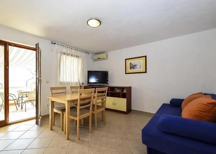 With Parking Space Drage, Biograd - 17392 Lägenhet *